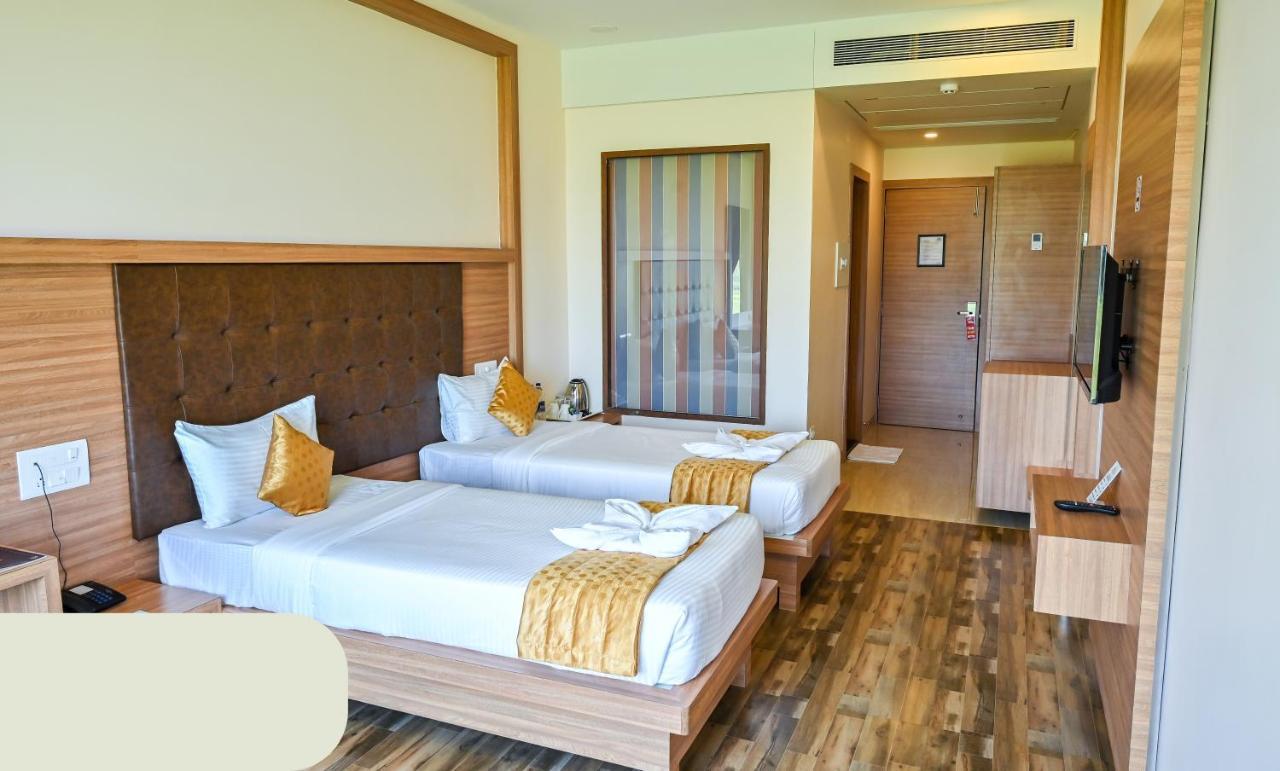 Hotel Laxmi Empire GOA Eksteriør billede