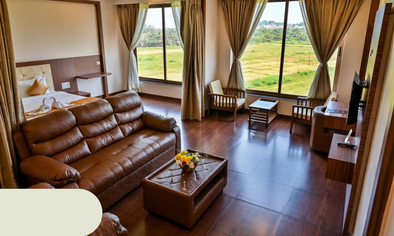 Hotel Laxmi Empire GOA Eksteriør billede