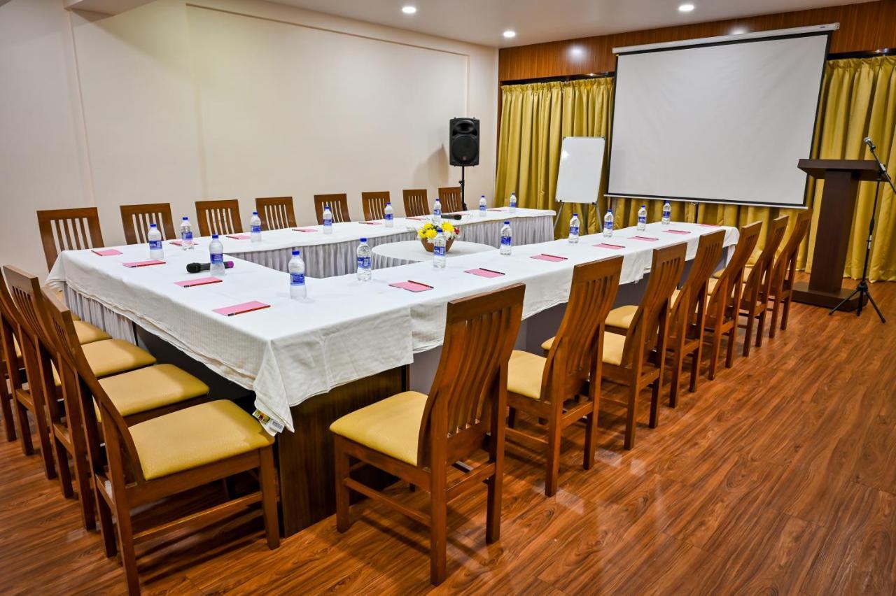 Hotel Laxmi Empire GOA Eksteriør billede