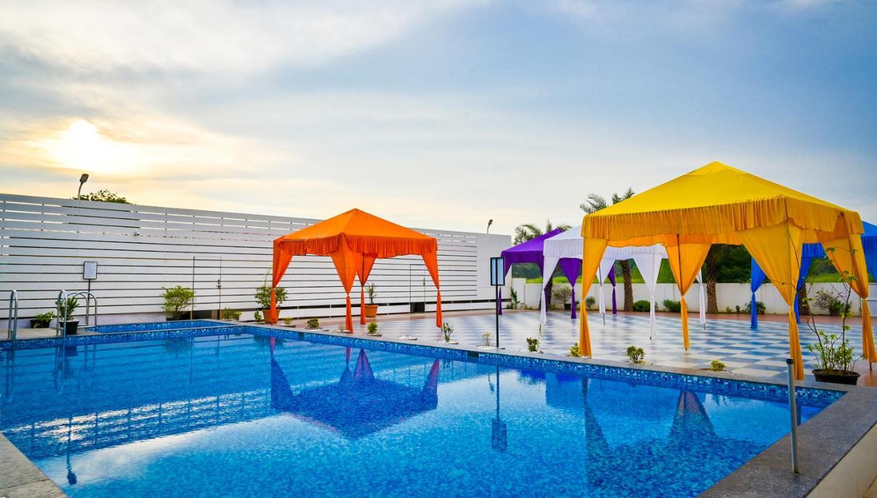 Hotel Laxmi Empire GOA Eksteriør billede