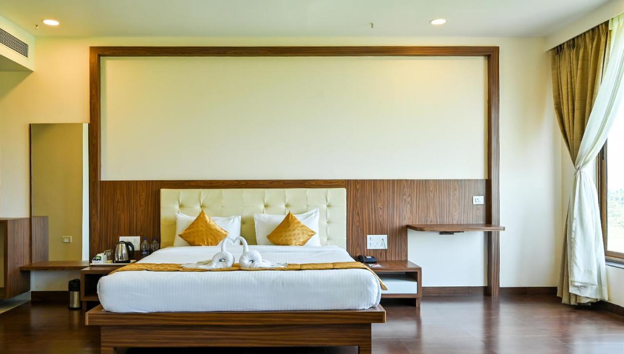 Hotel Laxmi Empire GOA Eksteriør billede